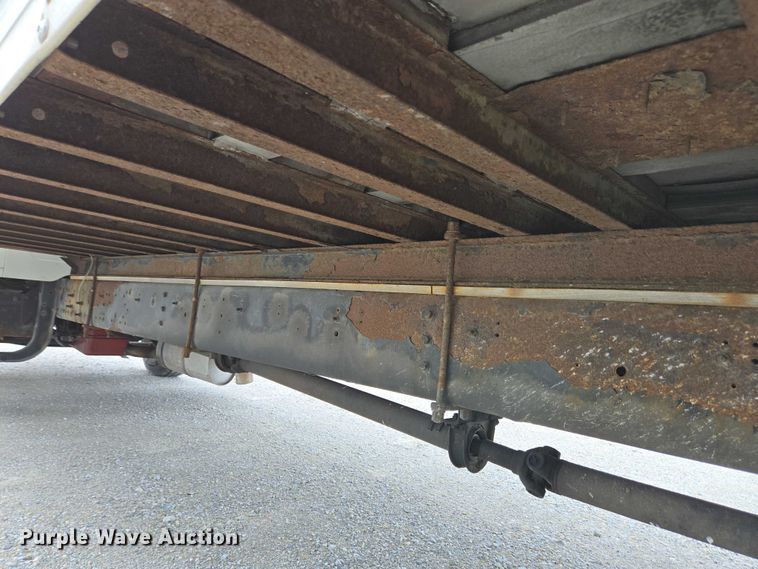 image for item EC4289 2001 International 4700 box truck