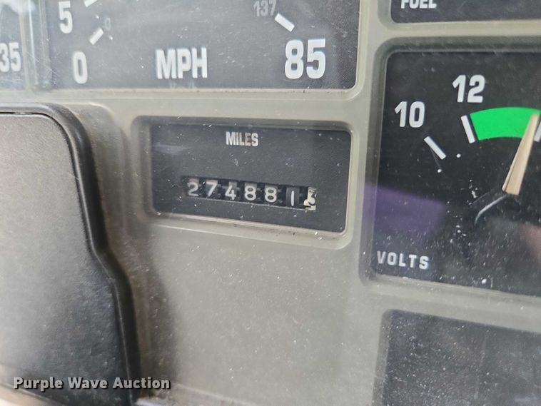 image for item EC4289 2001 International 4700 box truck