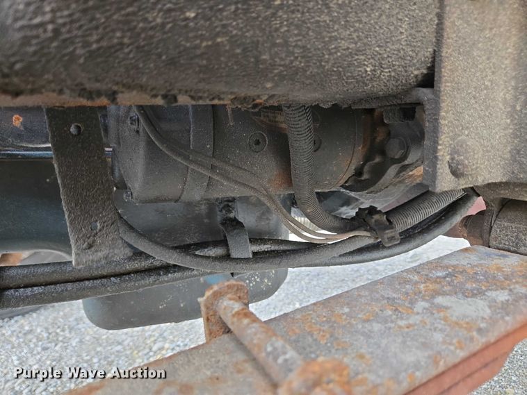 image for item EC4289 2001 International 4700 box truck