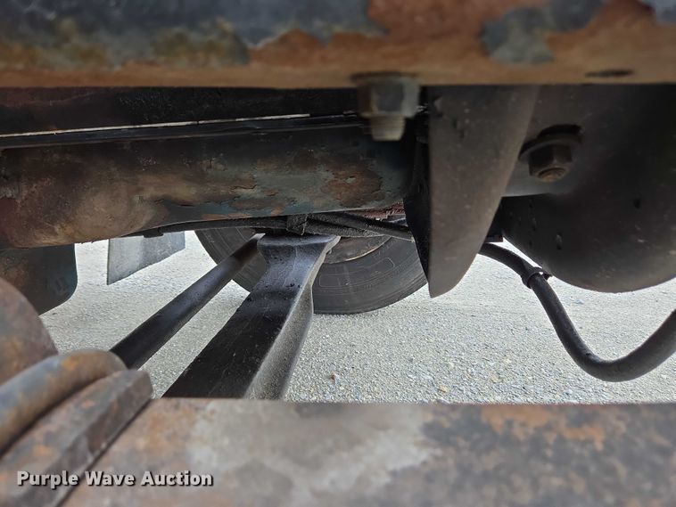 image for item EC4289 2001 International 4700 box truck