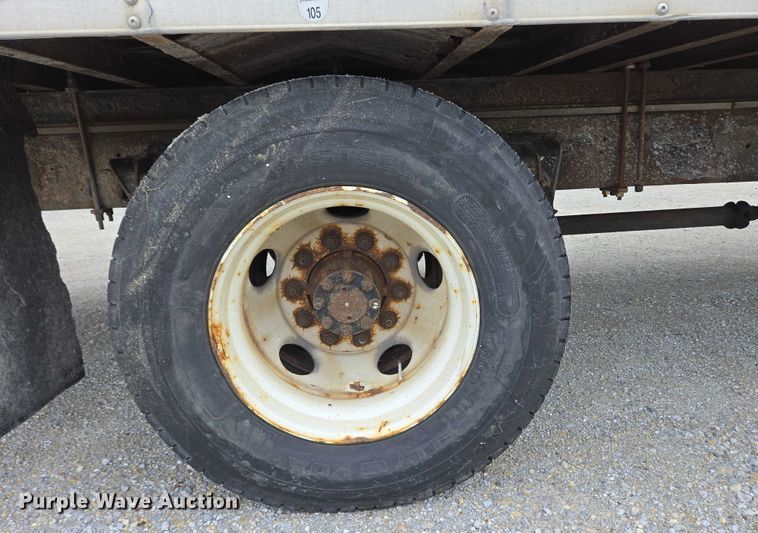 image for item EC4289 2001 International 4700 box truck