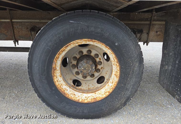 image for item EC4289 2001 International 4700 box truck