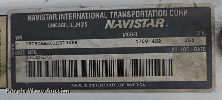 image for item EC4289 2001 International 4700 box truck