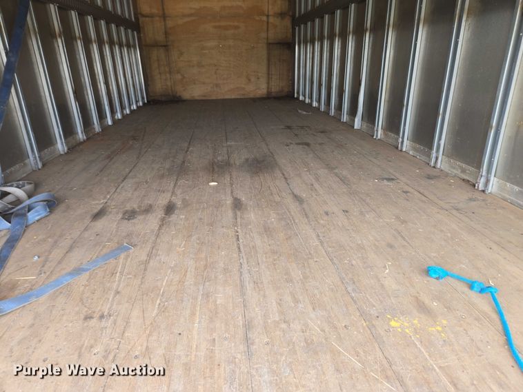 image for item EC4290 2003 International 4300 SBA box truck