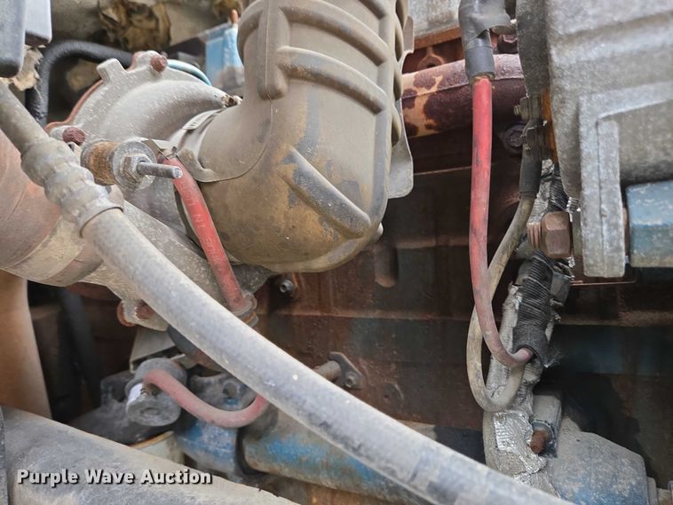 image for item EC4290 2003 International 4300 SBA box truck