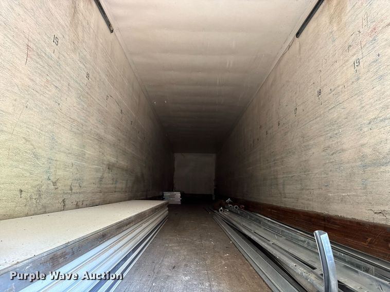 image for item ED4261 1988 Great Dane dry van trailer