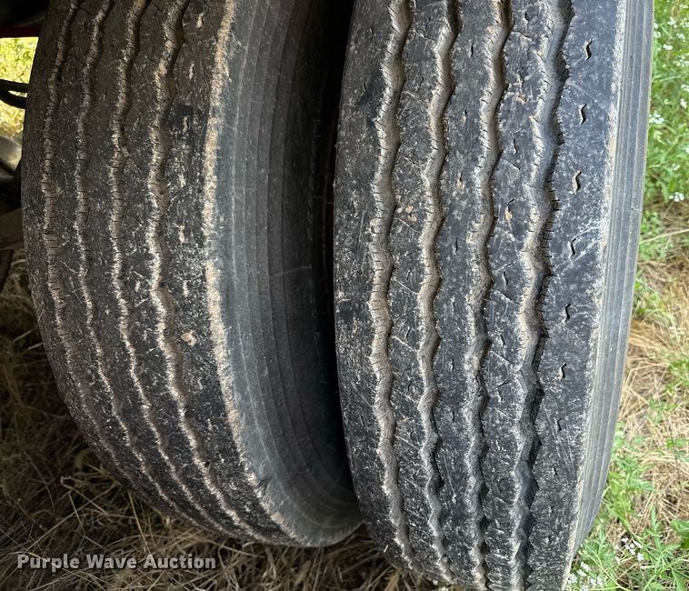 image for item ED4261 1988 Great Dane dry van trailer