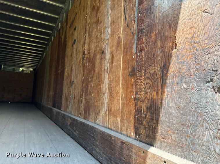 image for item ED4262 1986 Fruehauf dry van trailer