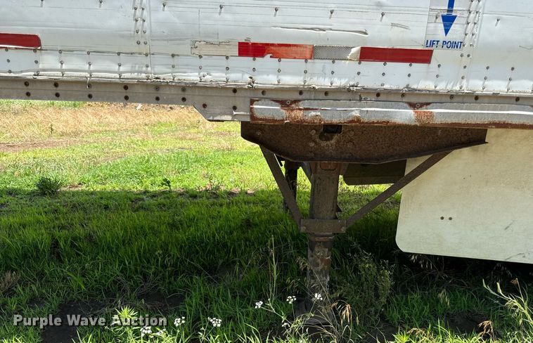 image for item ED4263 2001 Wabash dry van trailer