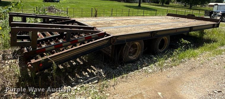 image for item ED4264 2006 Bales equipment trailer