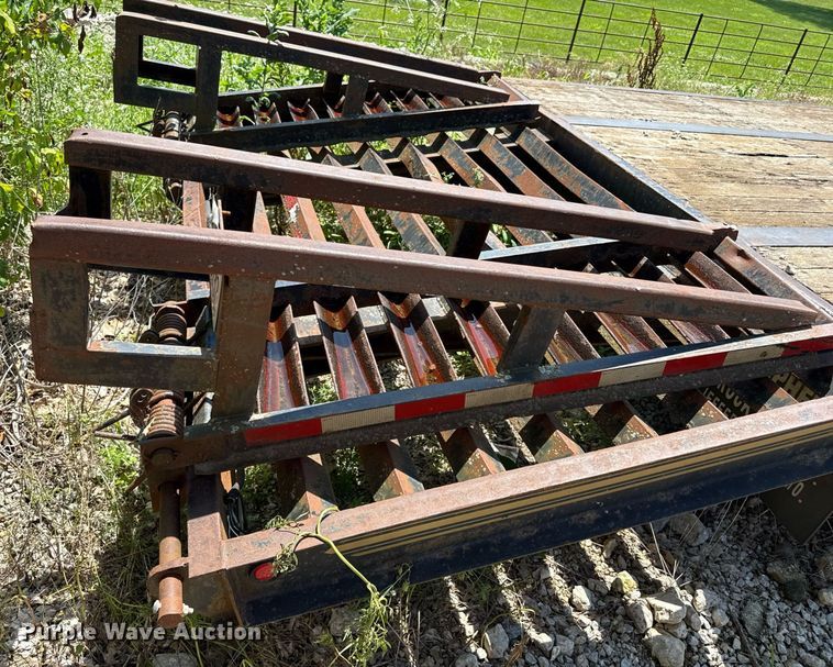 image for item ED4264 2006 Bales equipment trailer