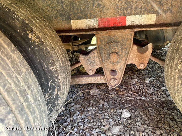 image for item ED4264 2006 Bales equipment trailer