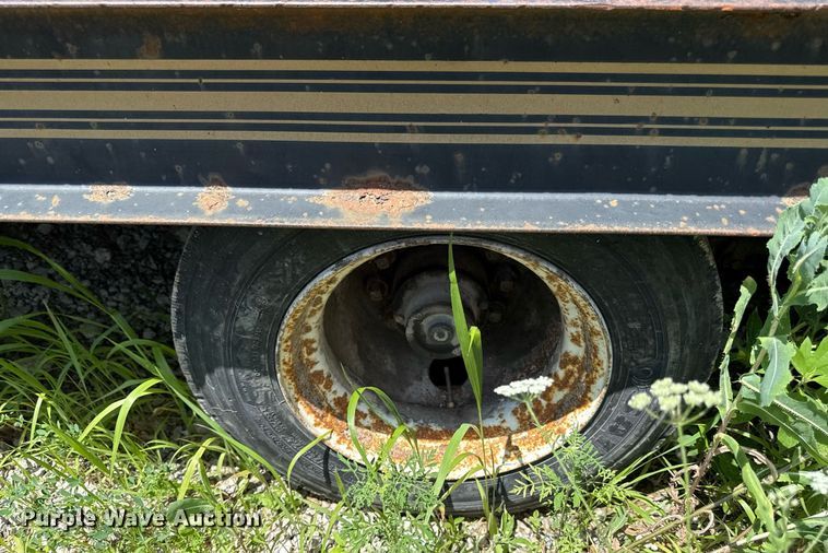image for item ED4264 2006 Bales equipment trailer