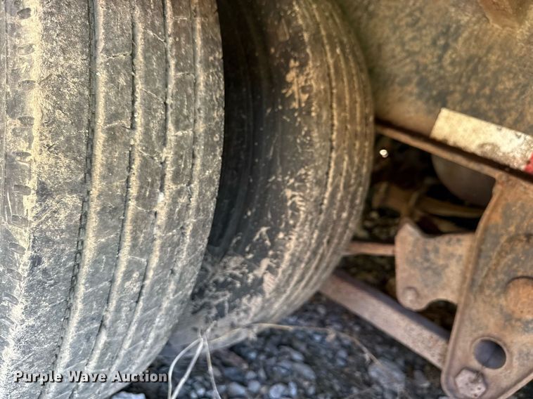 image for item ED4264 2006 Bales equipment trailer