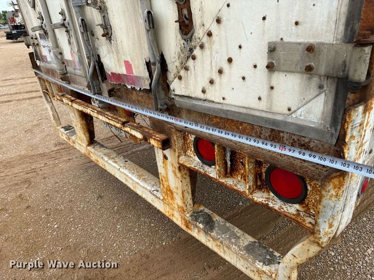 image for item ED5627 1998 Wabash dry van trailer