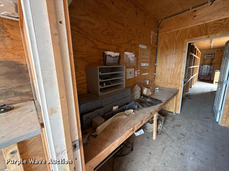 image for item ED5627 1998 Wabash dry van trailer