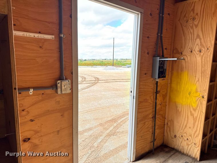 image for item ED5627 1998 Wabash dry van trailer