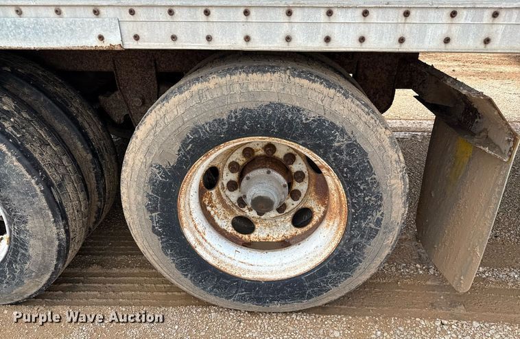 image for item ED5627 1998 Wabash dry van trailer