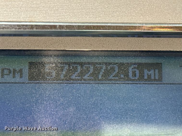 image for item ED5748 2013 Mack GU713 semi truck