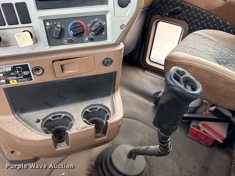 image for item ED5748 2013 Mack GU713 semi truck