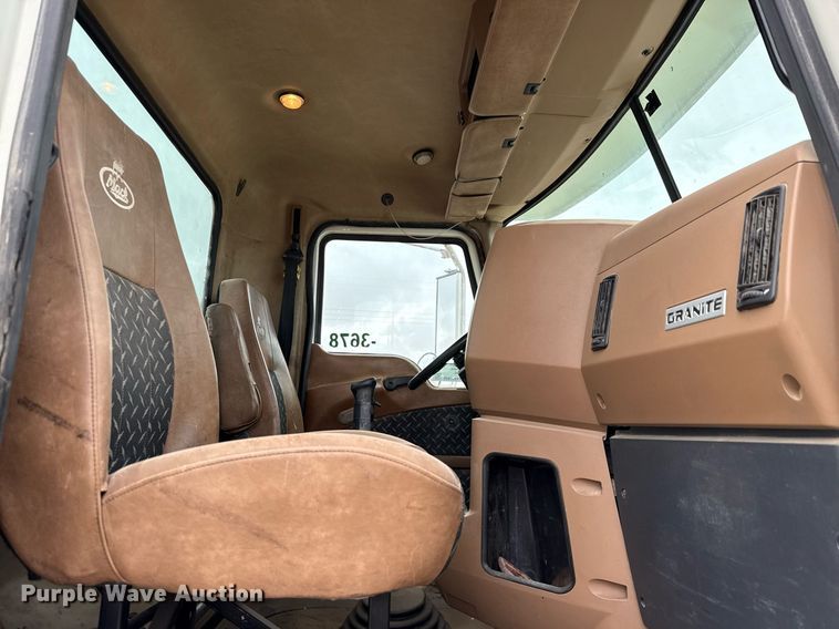 image for item ED5748 2013 Mack GU713 semi truck