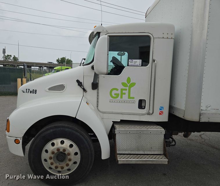 image for item EF1522 2007 Kenworth T300 box truck