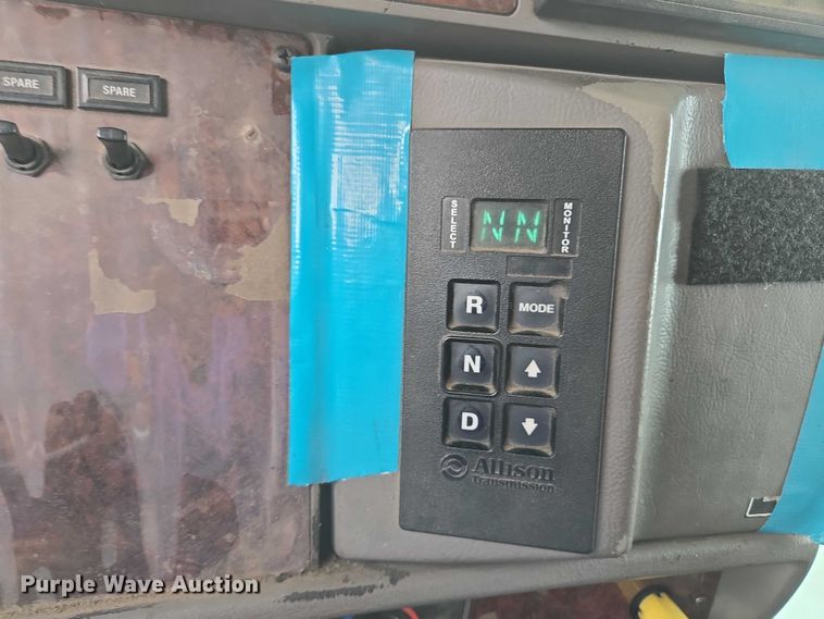 image for item EF1522 2007 Kenworth T300 box truck