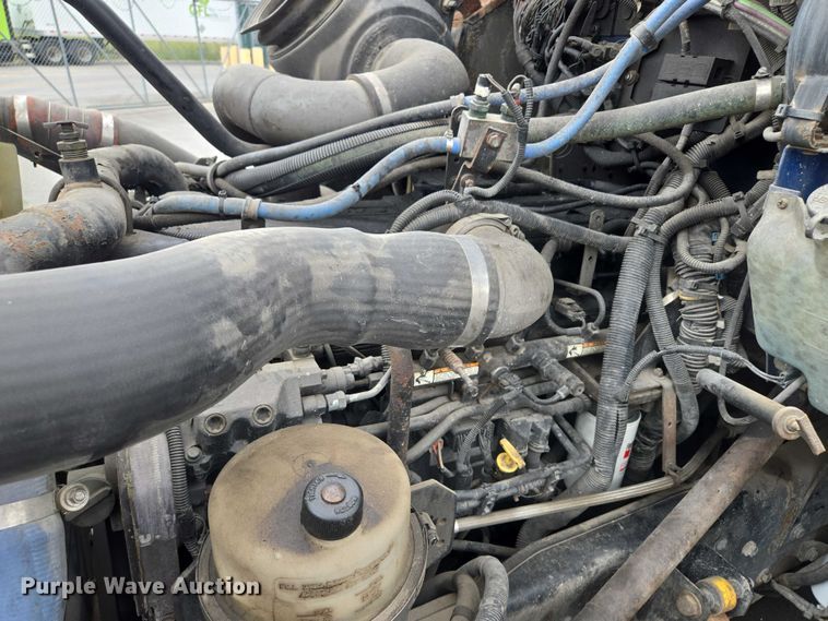 image for item EF1522 2007 Kenworth T300 box truck