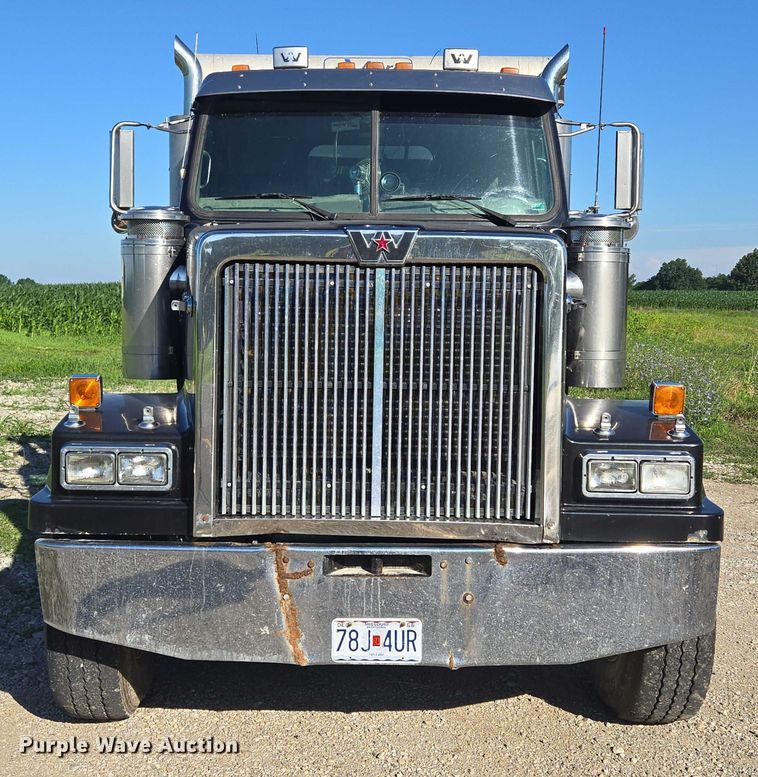 image for item EF1575 1999 Western Star 4964EX dump truck