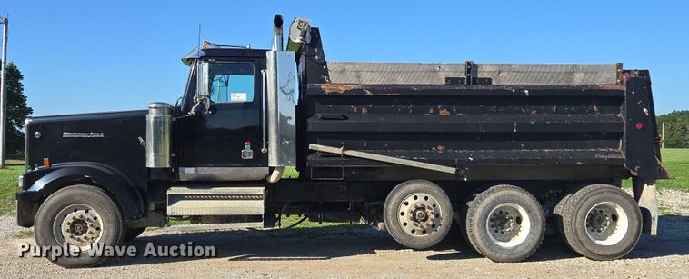 image for item EF1575 1999 Western Star 4964EX dump truck