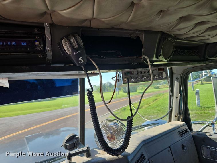 image for item EF1575 1999 Western Star 4964EX dump truck