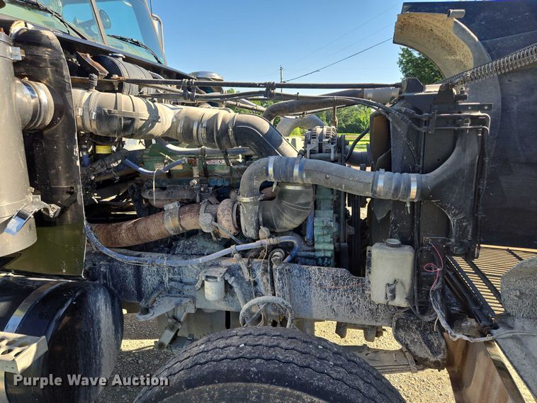 image for item EF1575 1999 Western Star 4964EX dump truck