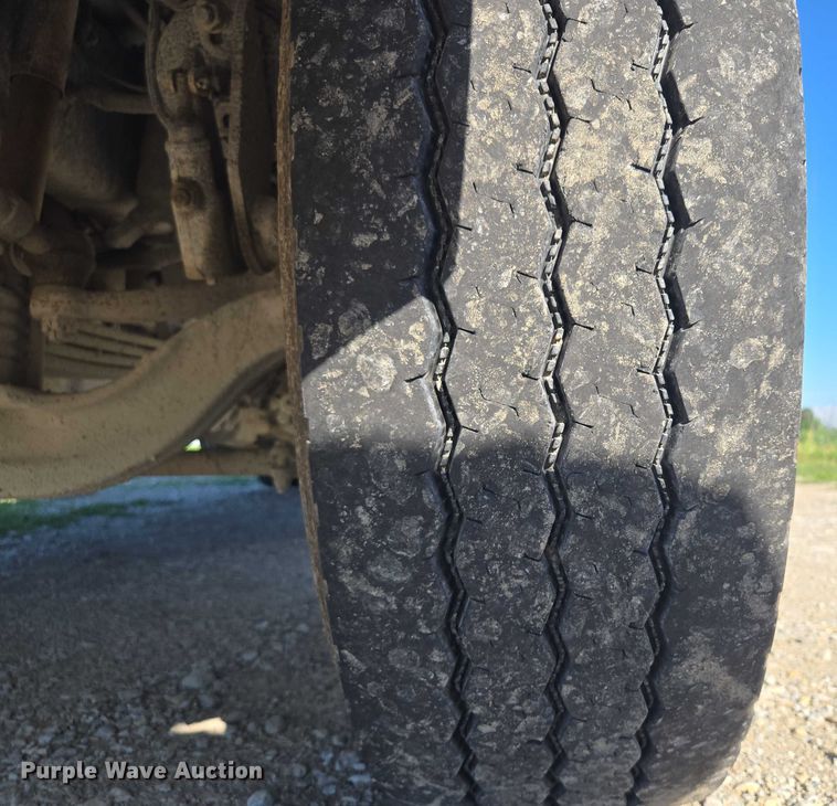 image for item EF1575 1999 Western Star 4964EX dump truck