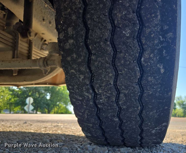 image for item EF1575 1999 Western Star 4964EX dump truck