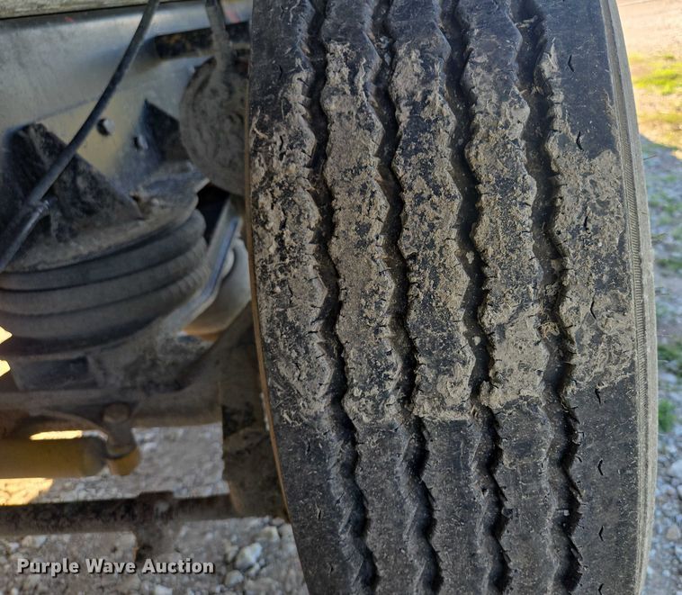 image for item EF1575 1999 Western Star 4964EX dump truck