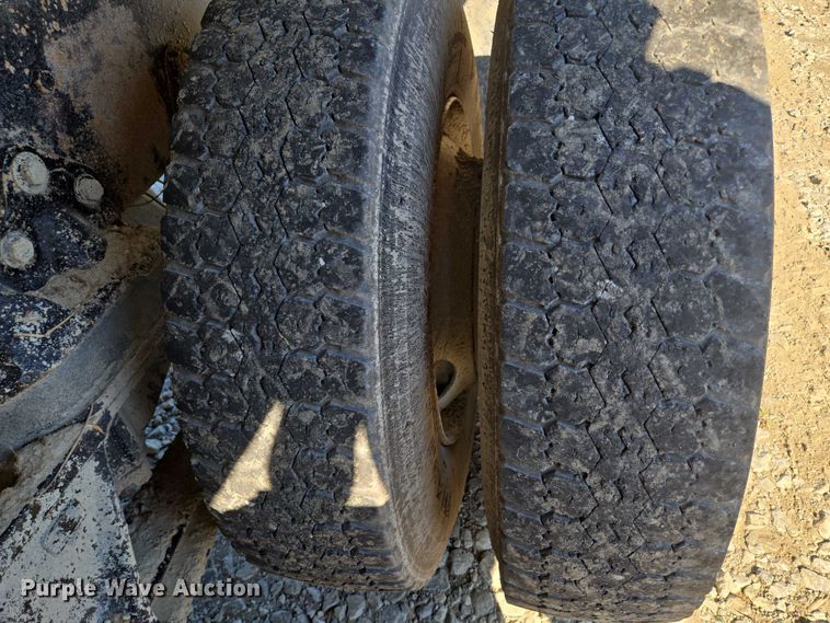 image for item EF1575 1999 Western Star 4964EX dump truck