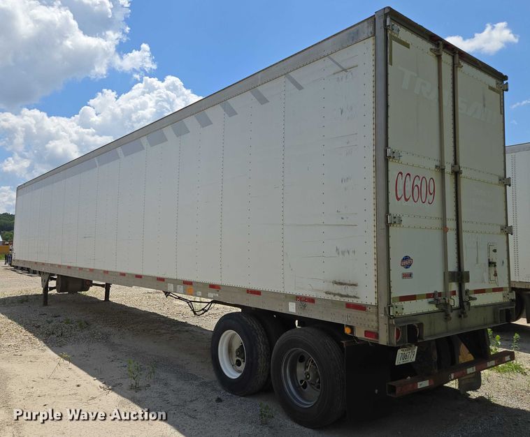 image for item EF1657 2004 Utility Trailer MFG Co. VS2RA refrigerated van trailer