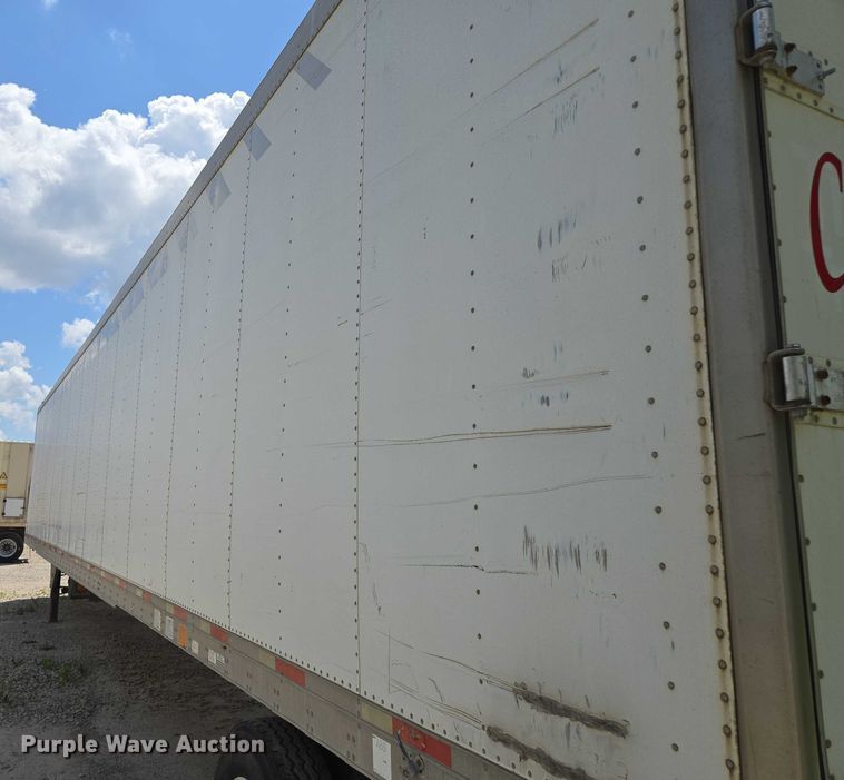 image for item EF1657 2004 Utility Trailer MFG Co. VS2RA refrigerated van trailer