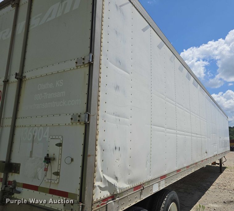 image for item EF1657 2004 Utility Trailer MFG Co. VS2RA refrigerated van trailer