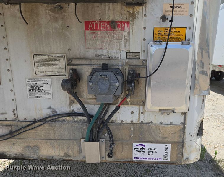 image for item EF1657 2004 Utility Trailer MFG Co. VS2RA refrigerated van trailer