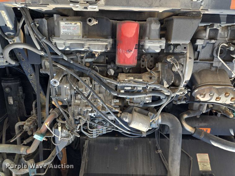 image for item EF1657 2004 Utility Trailer MFG Co. VS2RA refrigerated van trailer