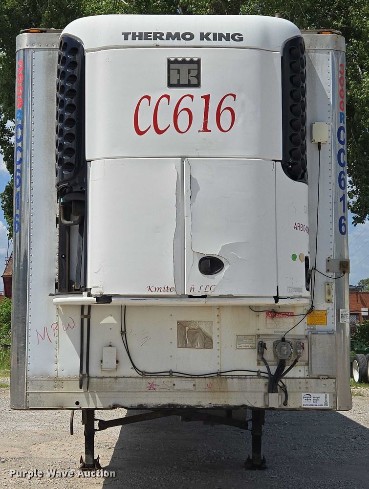 image for item EF1658 2005 Utility Trailer MFG Co. VS2RA refrigerated van trailer