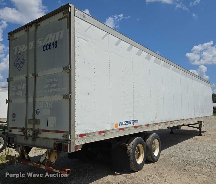 image for item EF1658 2005 Utility Trailer MFG Co. VS2RA refrigerated van trailer