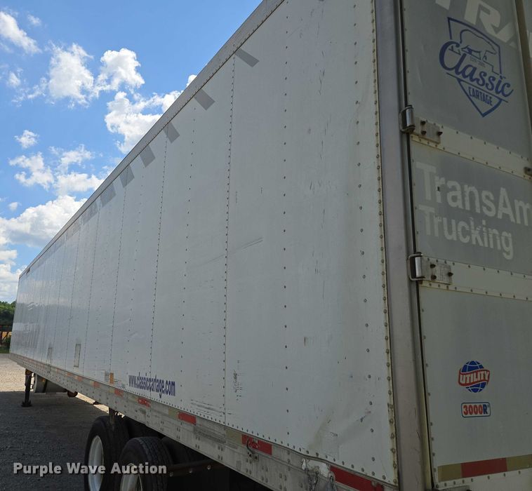 image for item EF1658 2005 Utility Trailer MFG Co. VS2RA refrigerated van trailer