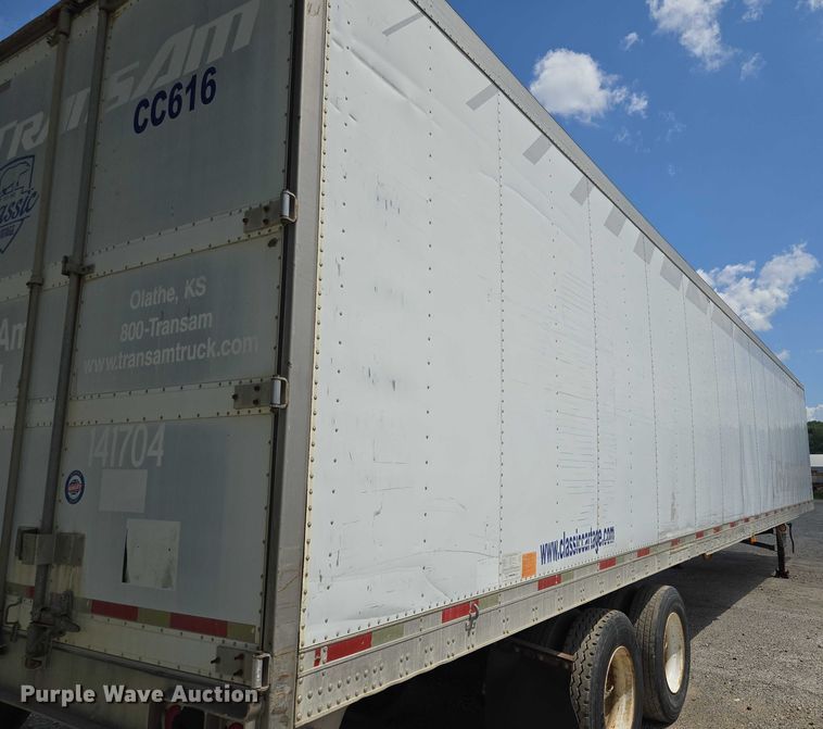 image for item EF1658 2005 Utility Trailer MFG Co. VS2RA refrigerated van trailer