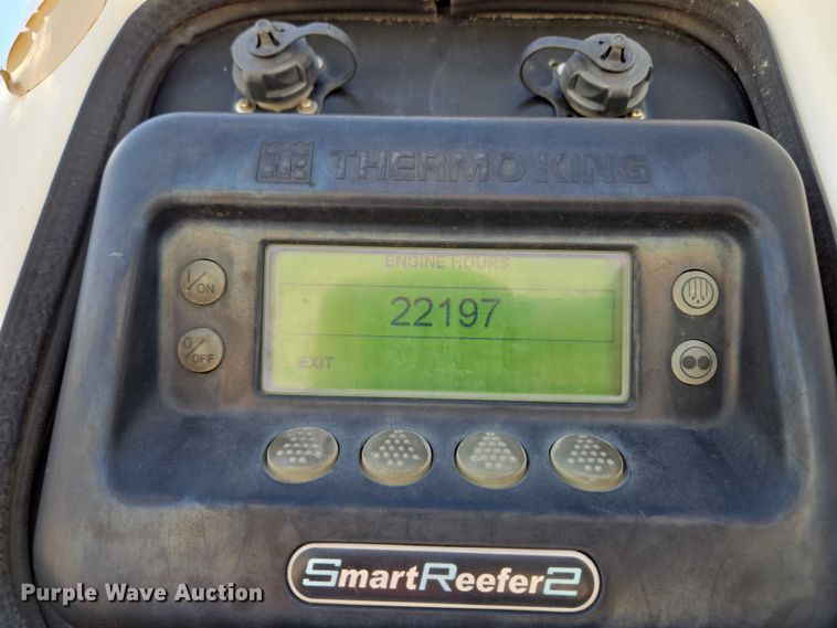 image for item EF1658 2005 Utility Trailer MFG Co. VS2RA refrigerated van trailer