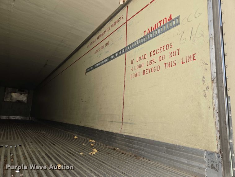 image for item EF1658 2005 Utility Trailer MFG Co. VS2RA refrigerated van trailer