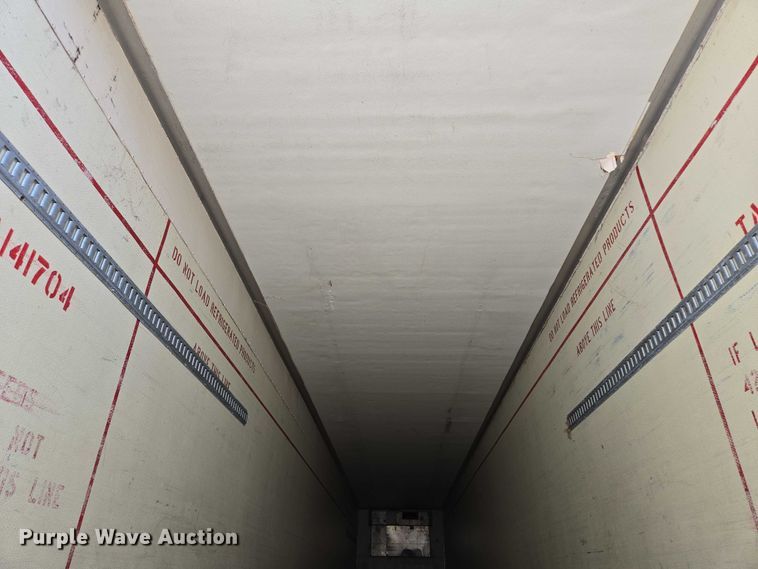 image for item EF1658 2005 Utility Trailer MFG Co. VS2RA refrigerated van trailer