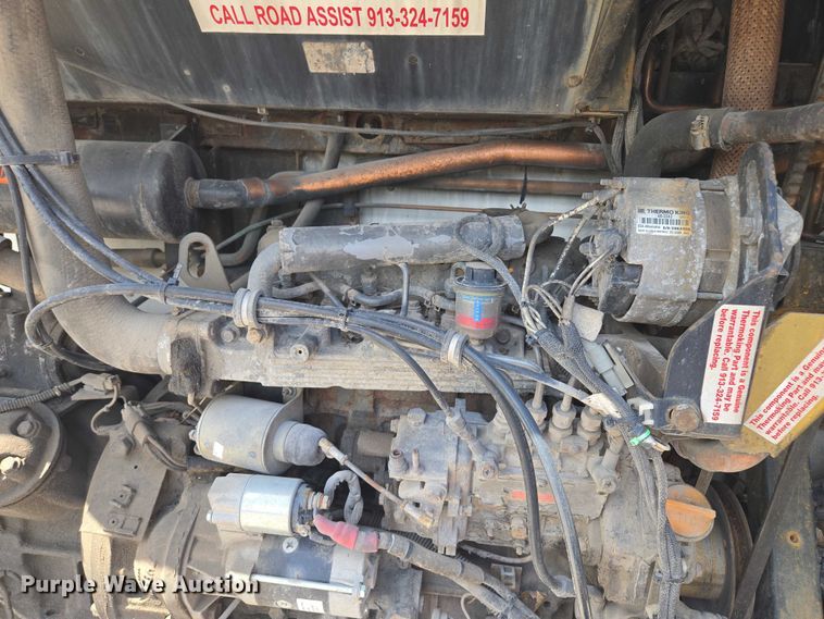 image for item EF1658 2005 Utility Trailer MFG Co. VS2RA refrigerated van trailer