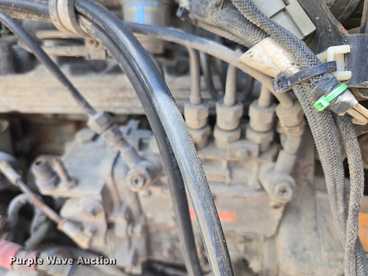 image for item EF1658 2005 Utility Trailer MFG Co. VS2RA refrigerated van trailer